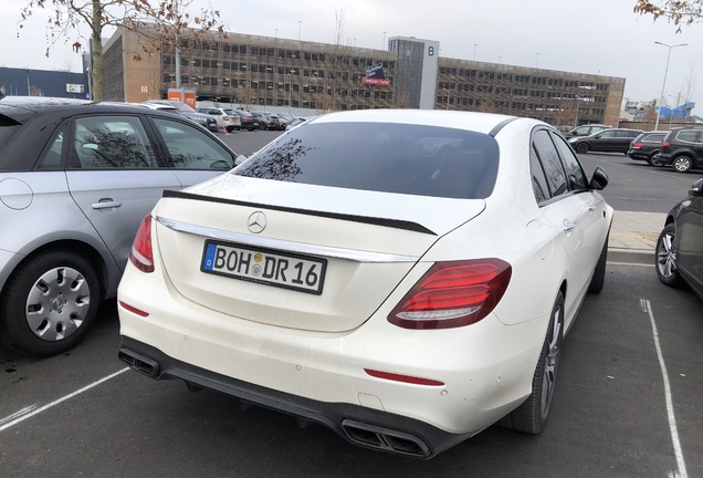 Mercedes-AMG E 63 S W213