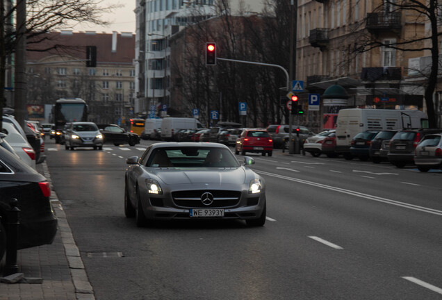 Mercedes-Benz SLS AMG