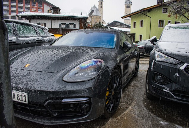 Porsche 971 Panamera Turbo Sport Turismo