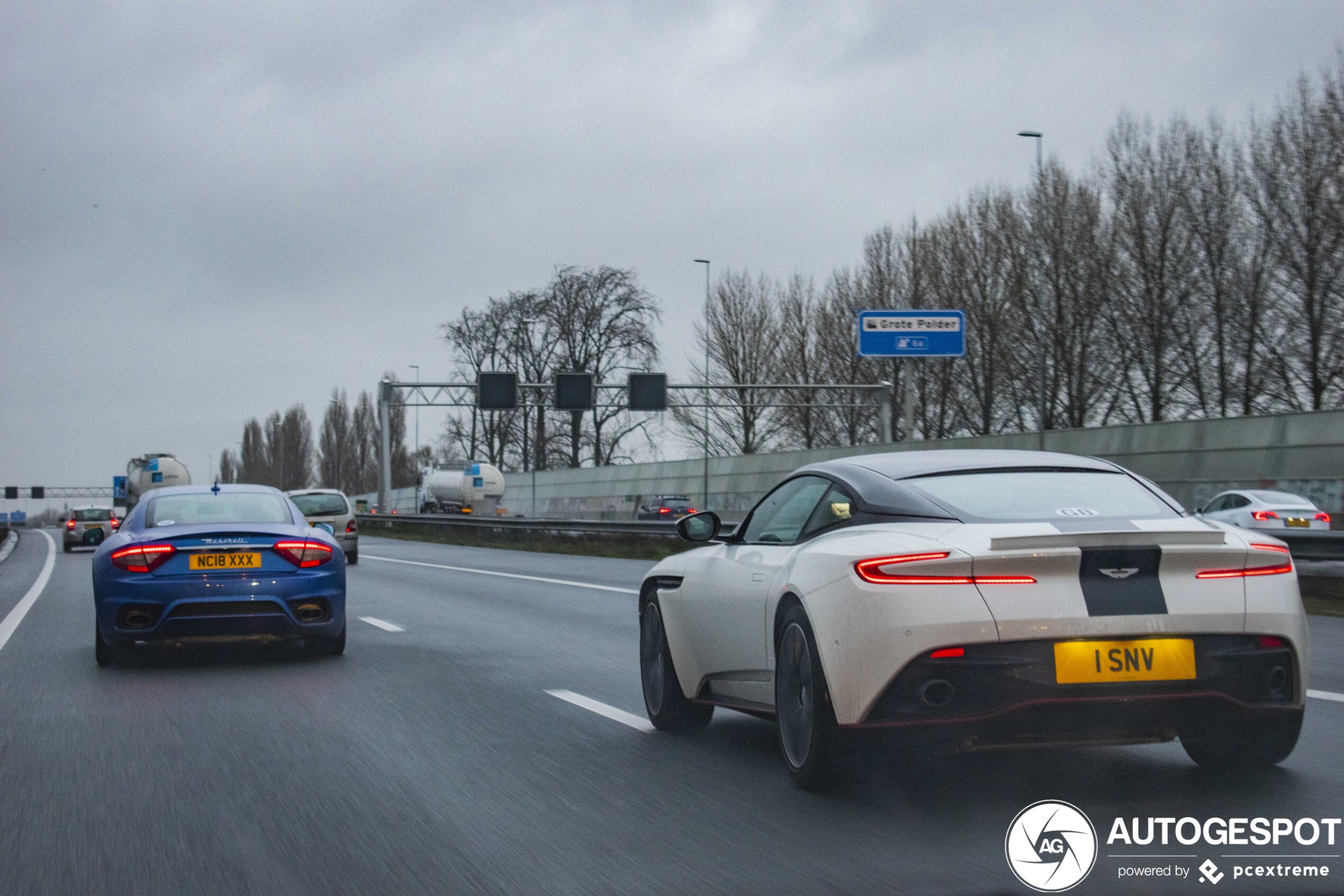 Aston Martin DB11