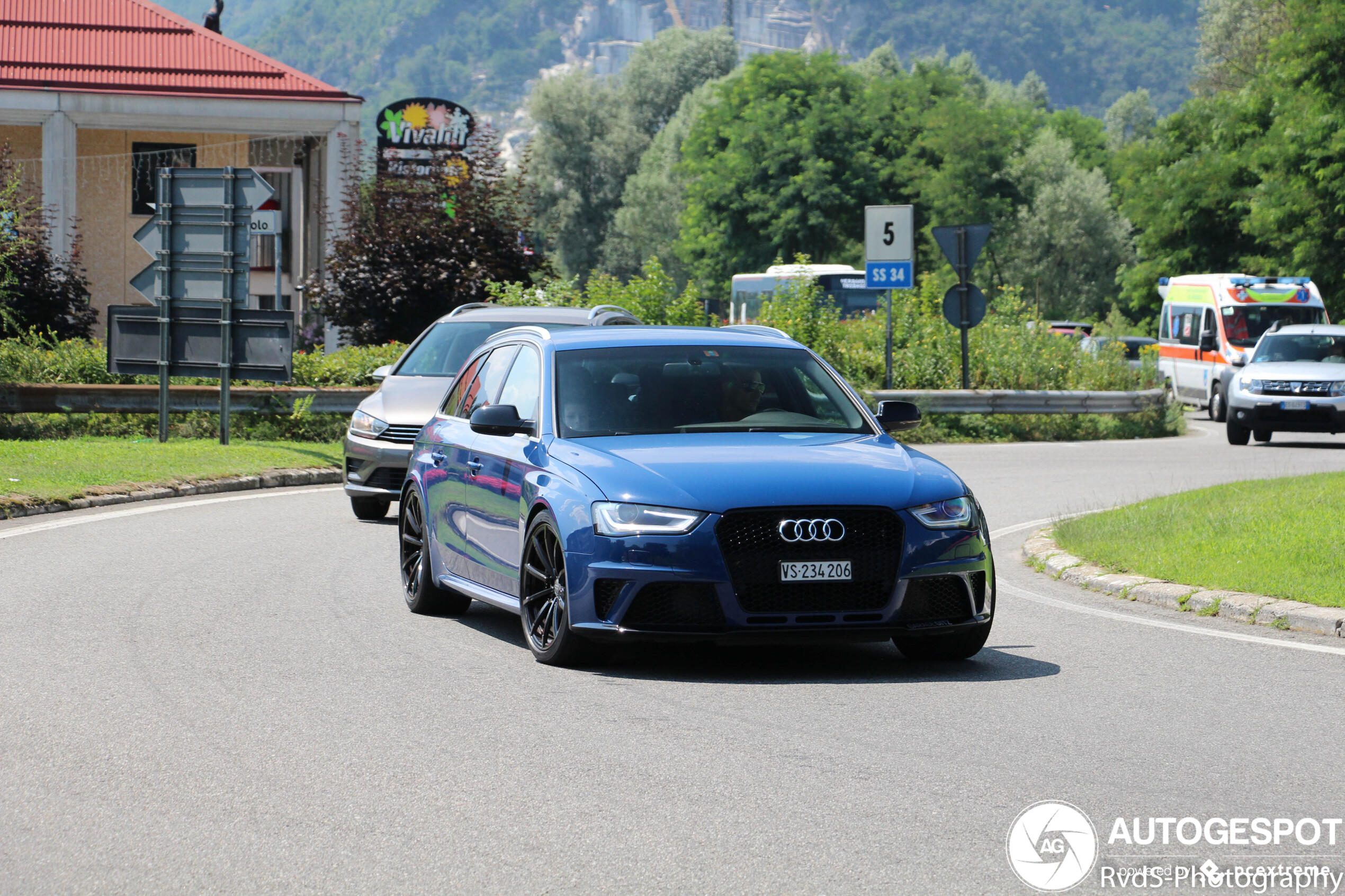 Audi RS4 Avant B8