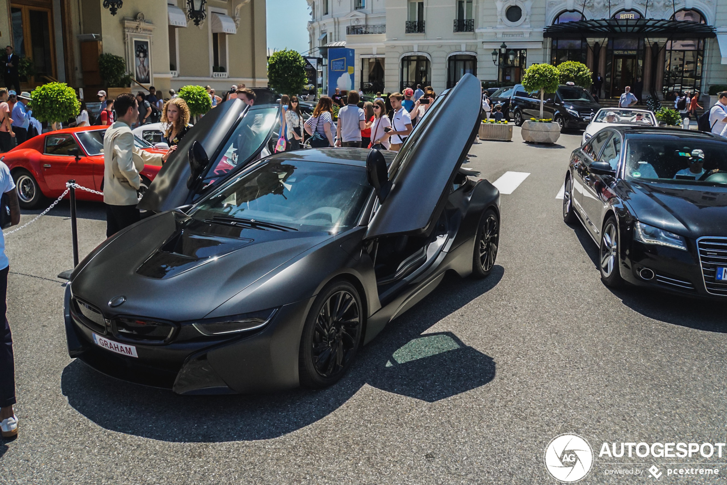 BMW i8