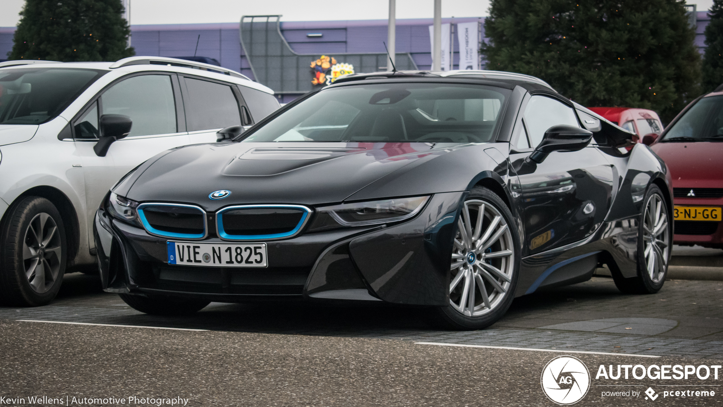 BMW i8 Roadster