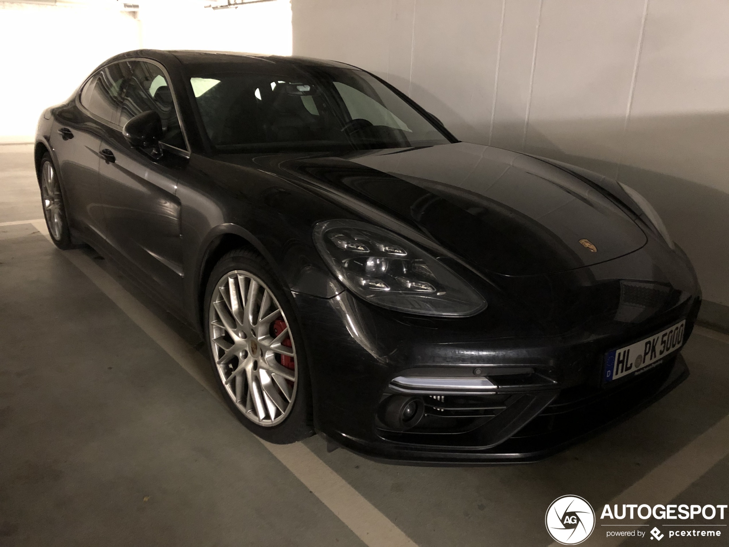 Porsche 971 Panamera Turbo