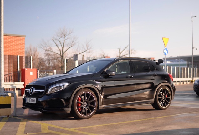 Mercedes-AMG GLA 45 X156