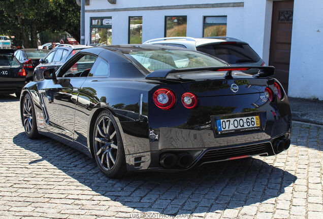 Nissan GT-R 2014