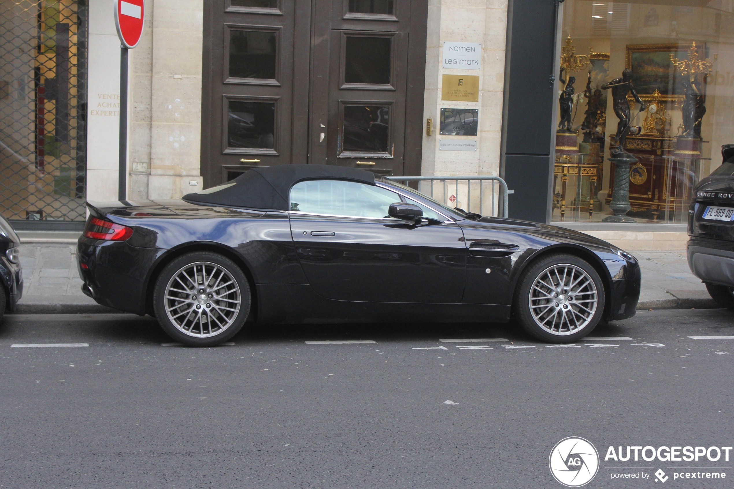 Aston Martin V8 Vantage Roadster