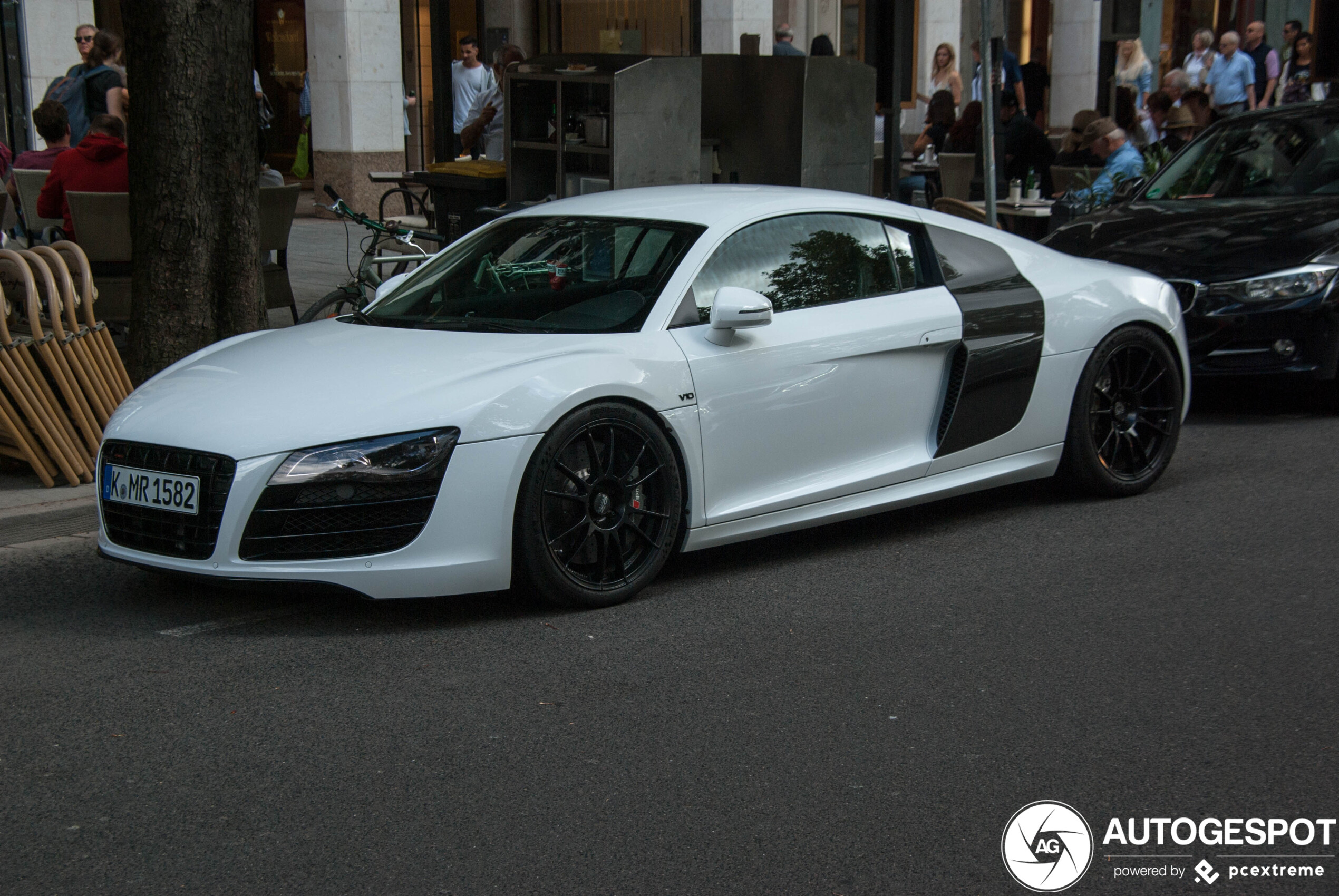 Audi R8 V10