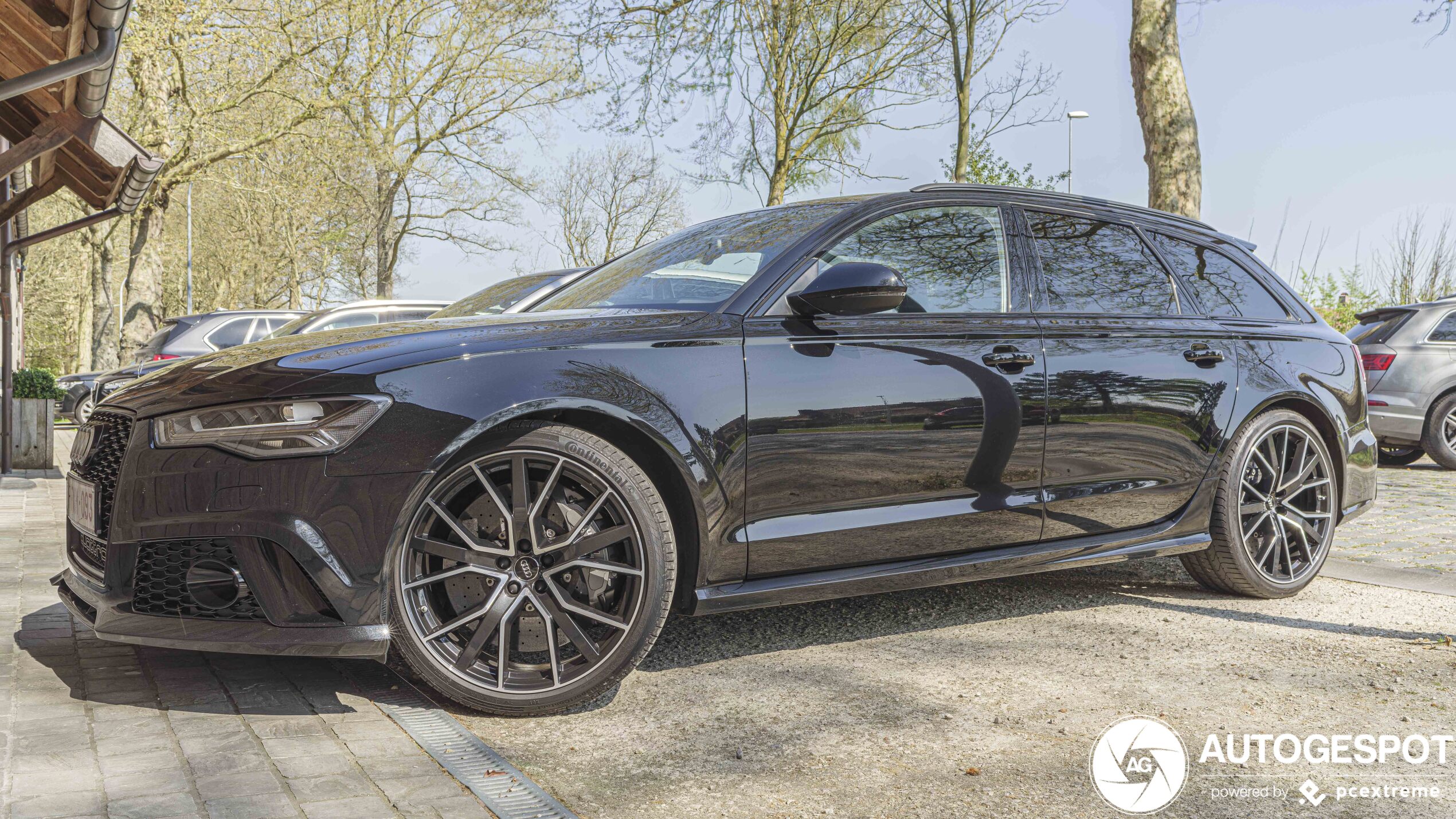 Audi RS6 Avant C7 2015