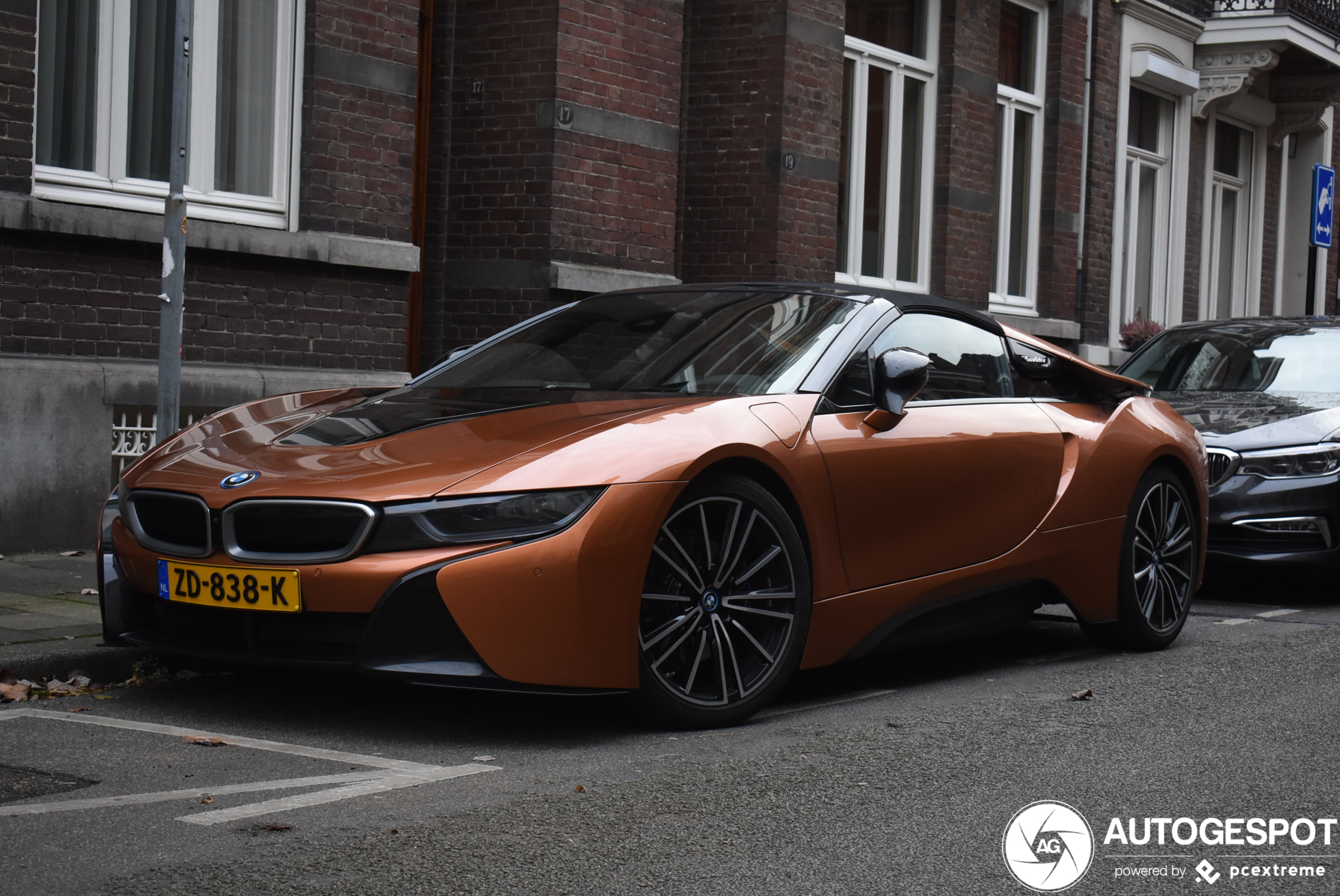 BMW i8 Roadster