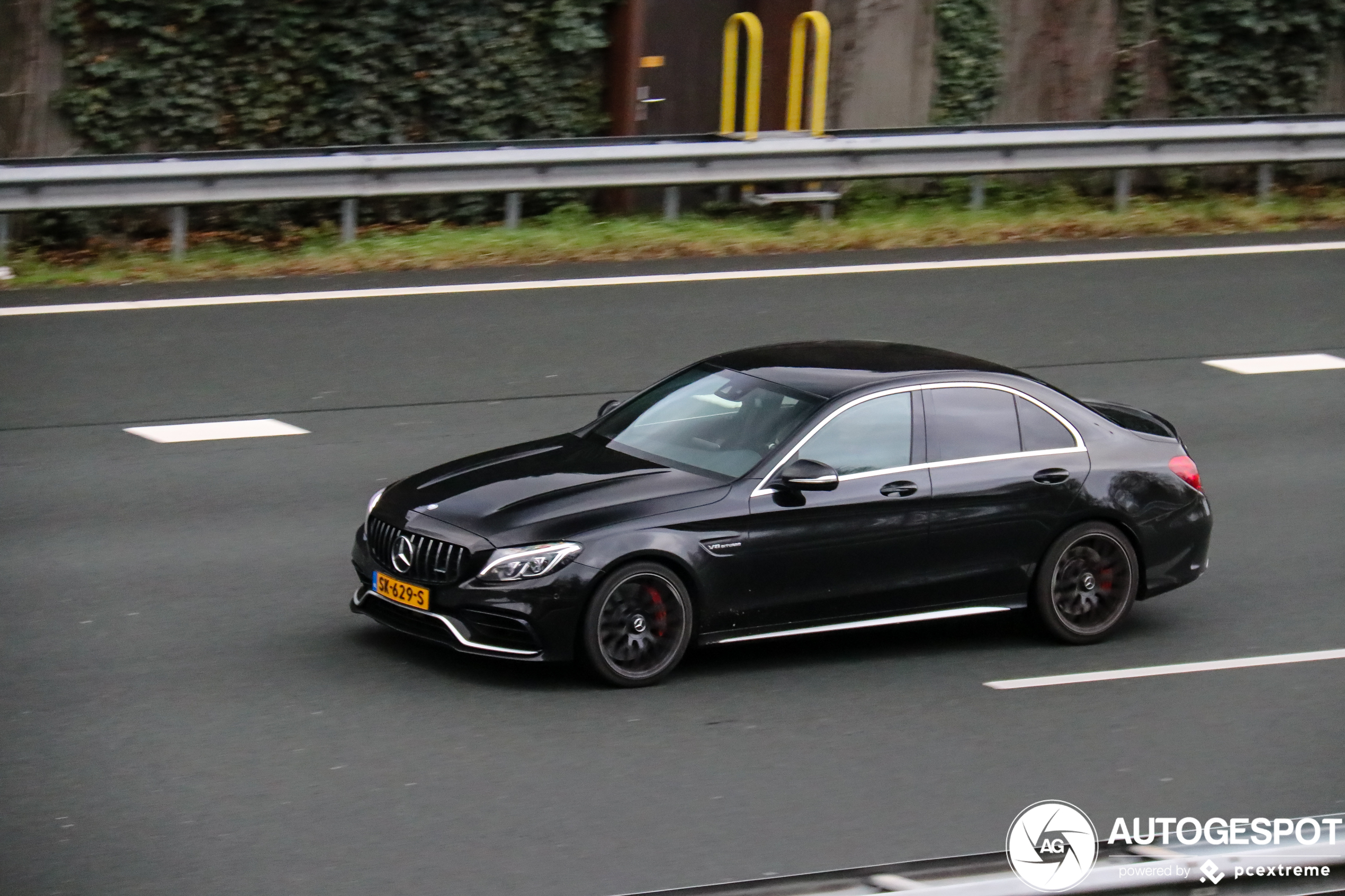 Mercedes-AMG C 63 S W205