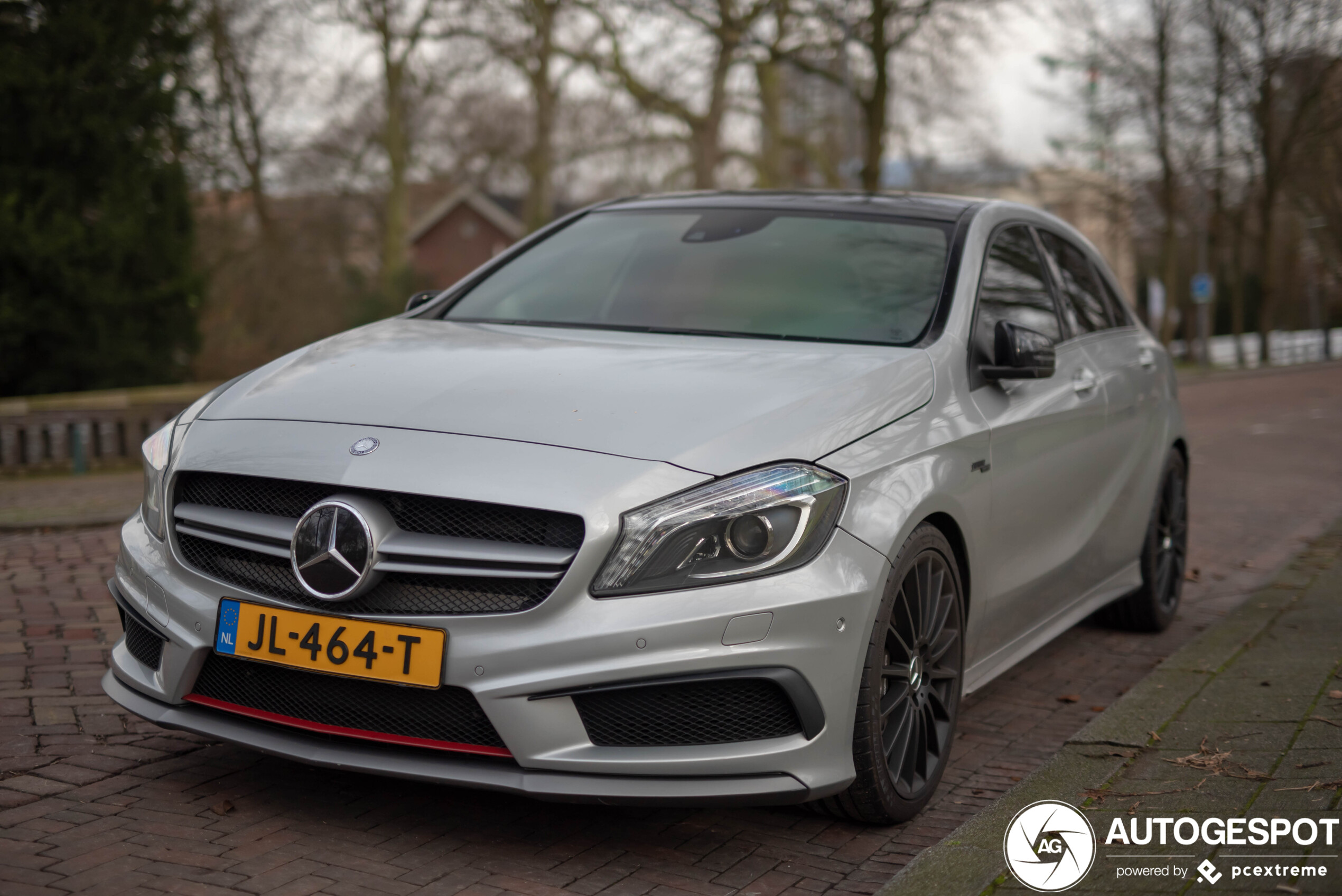 Mercedes-Benz A 45 AMG