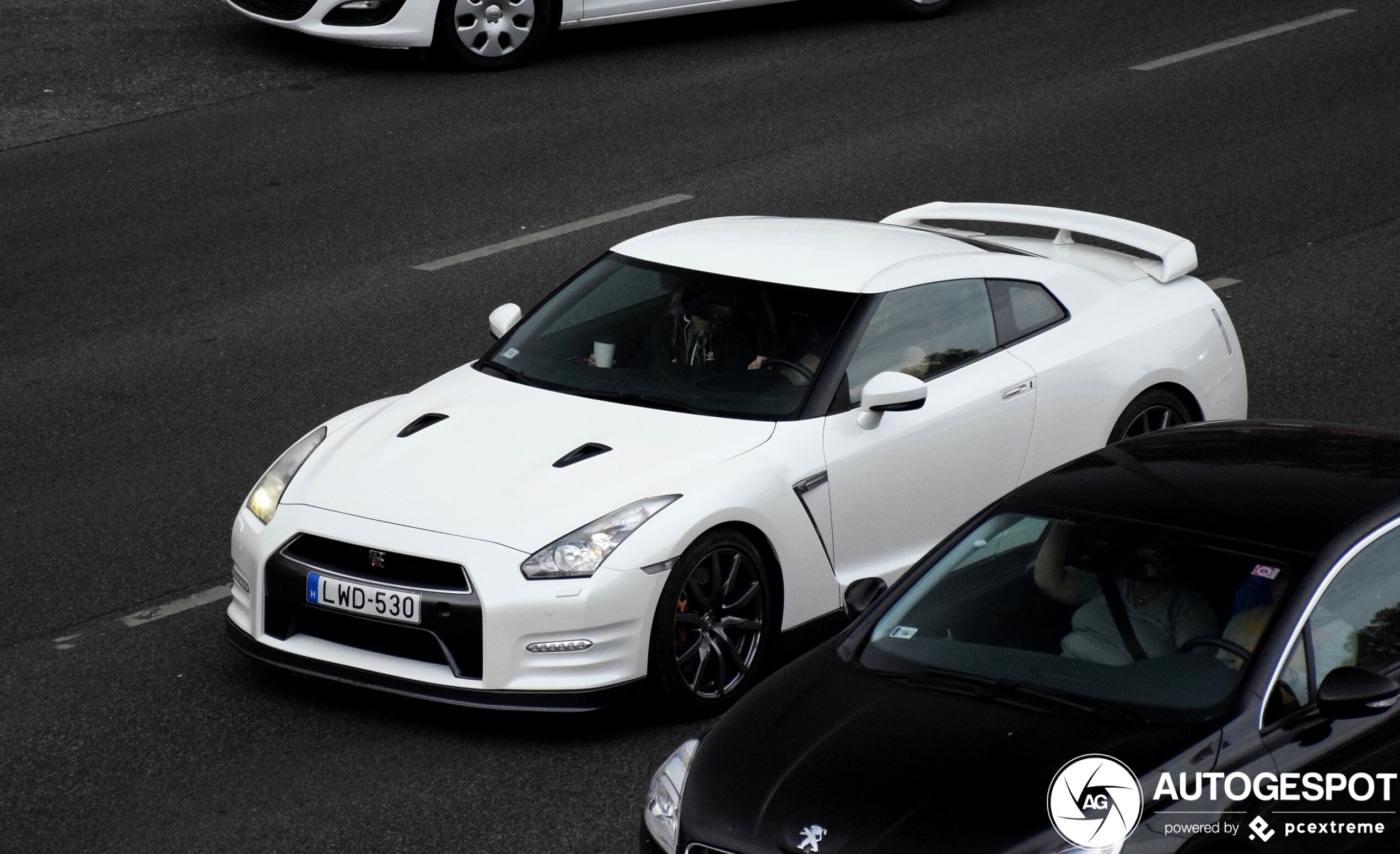 Nissan GT-R 2011