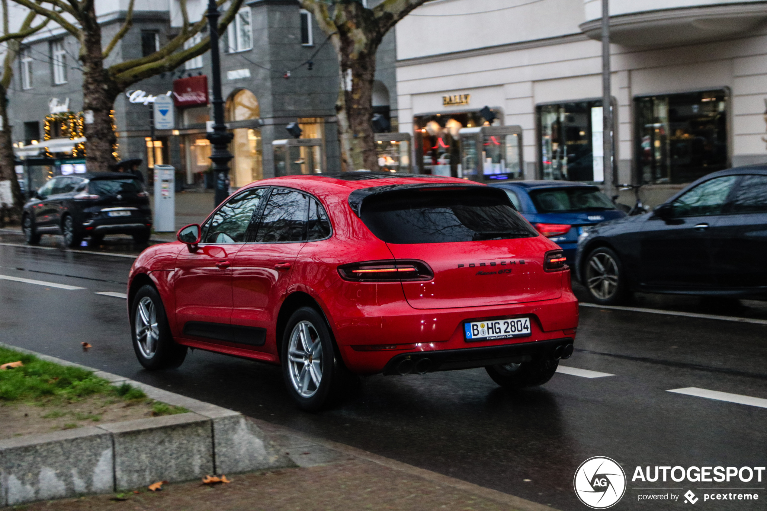 Porsche 95B Macan GTS