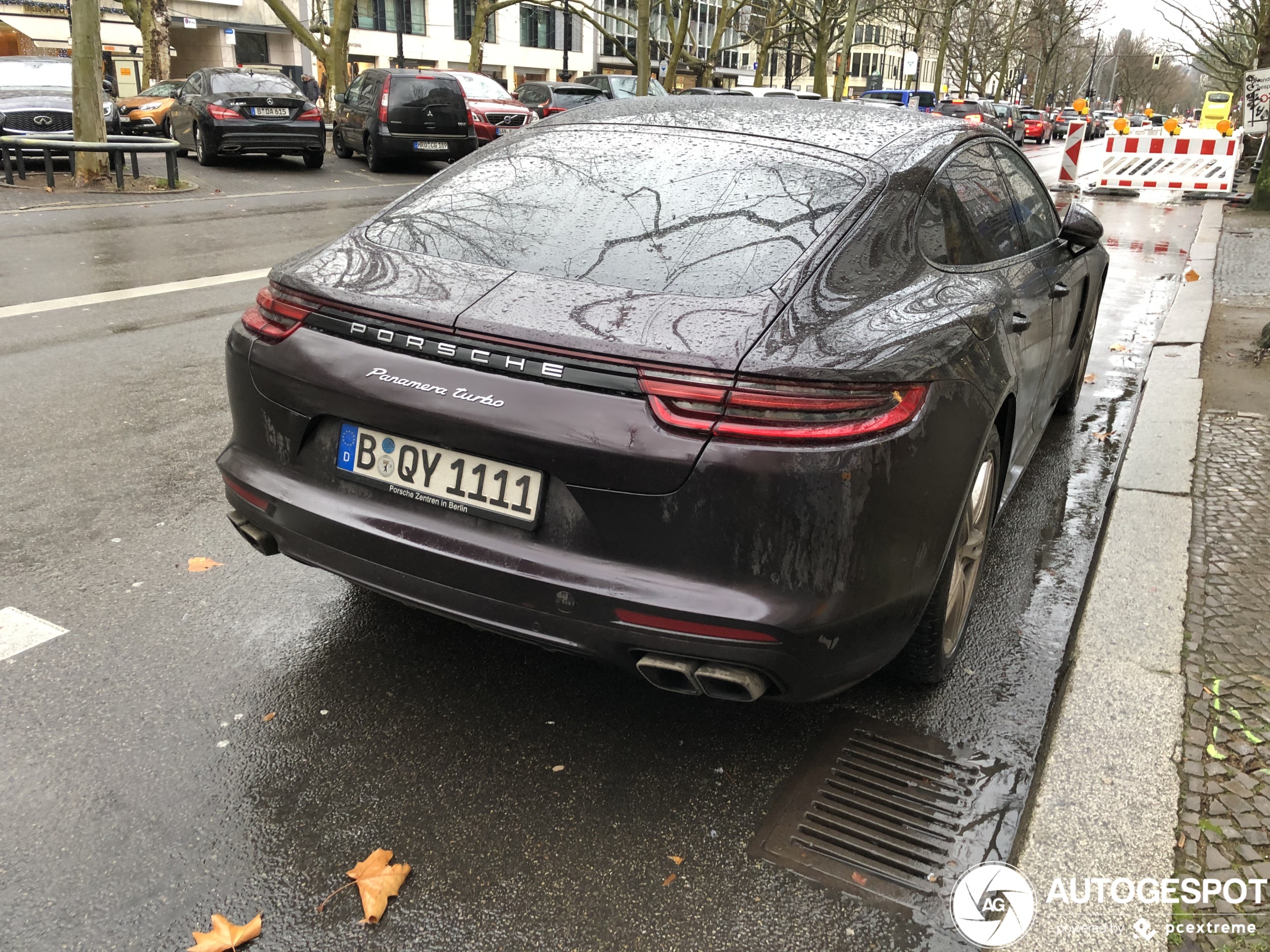 Porsche 971 Panamera Turbo