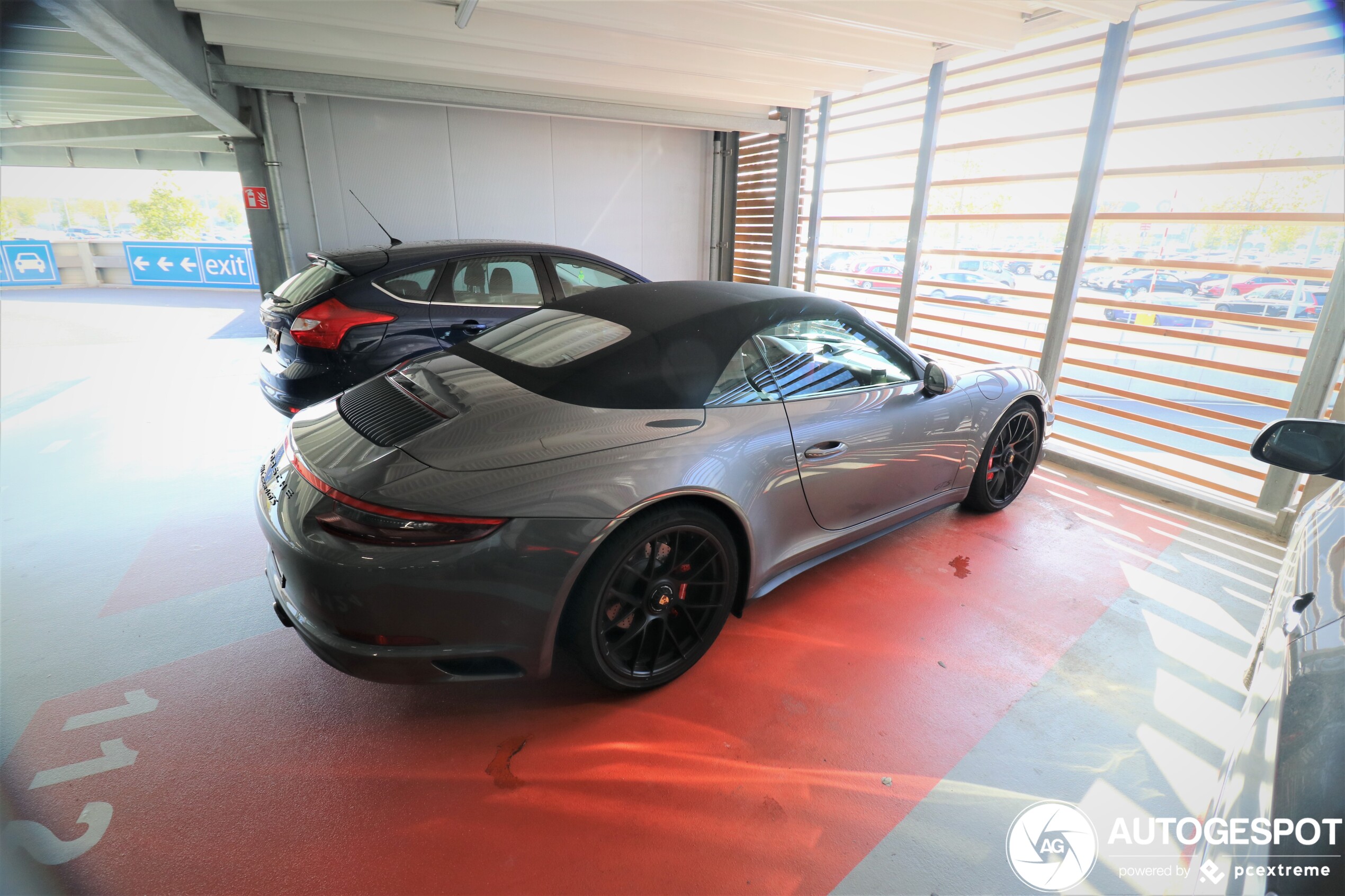 Porsche 991 Carrera 4 GTS Cabriolet MkII