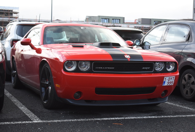 Dodge Challenger SRT-8 392