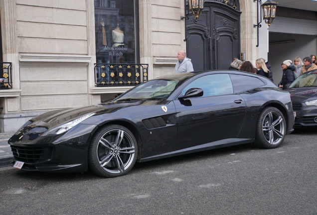 Ferrari GTC4Lusso