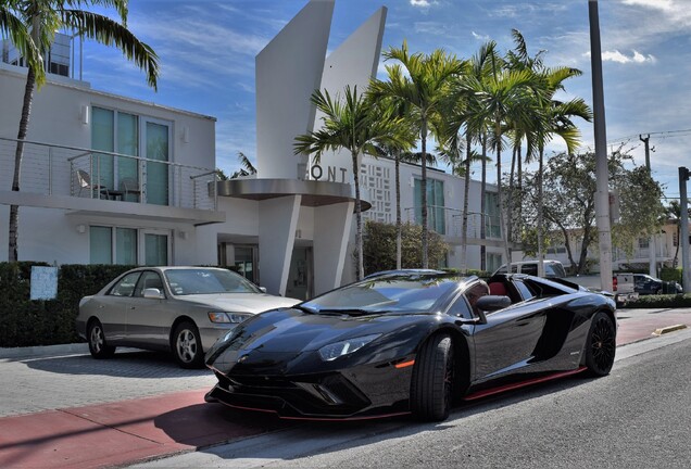 Lamborghini Aventador S LP740-4 Roadster