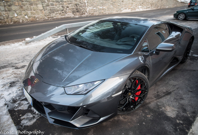 Lamborghini Huracán LP640-4 EVO