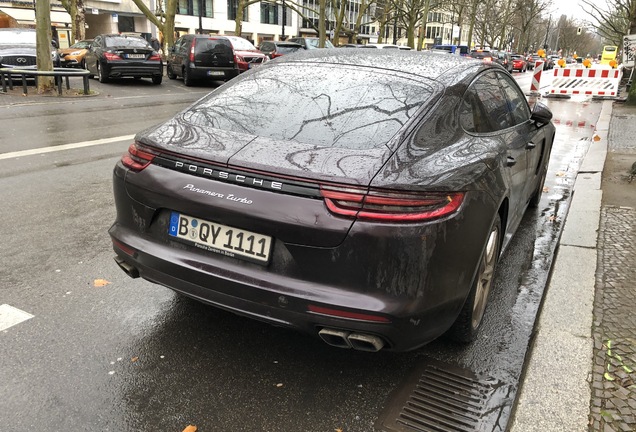 Porsche 971 Panamera Turbo