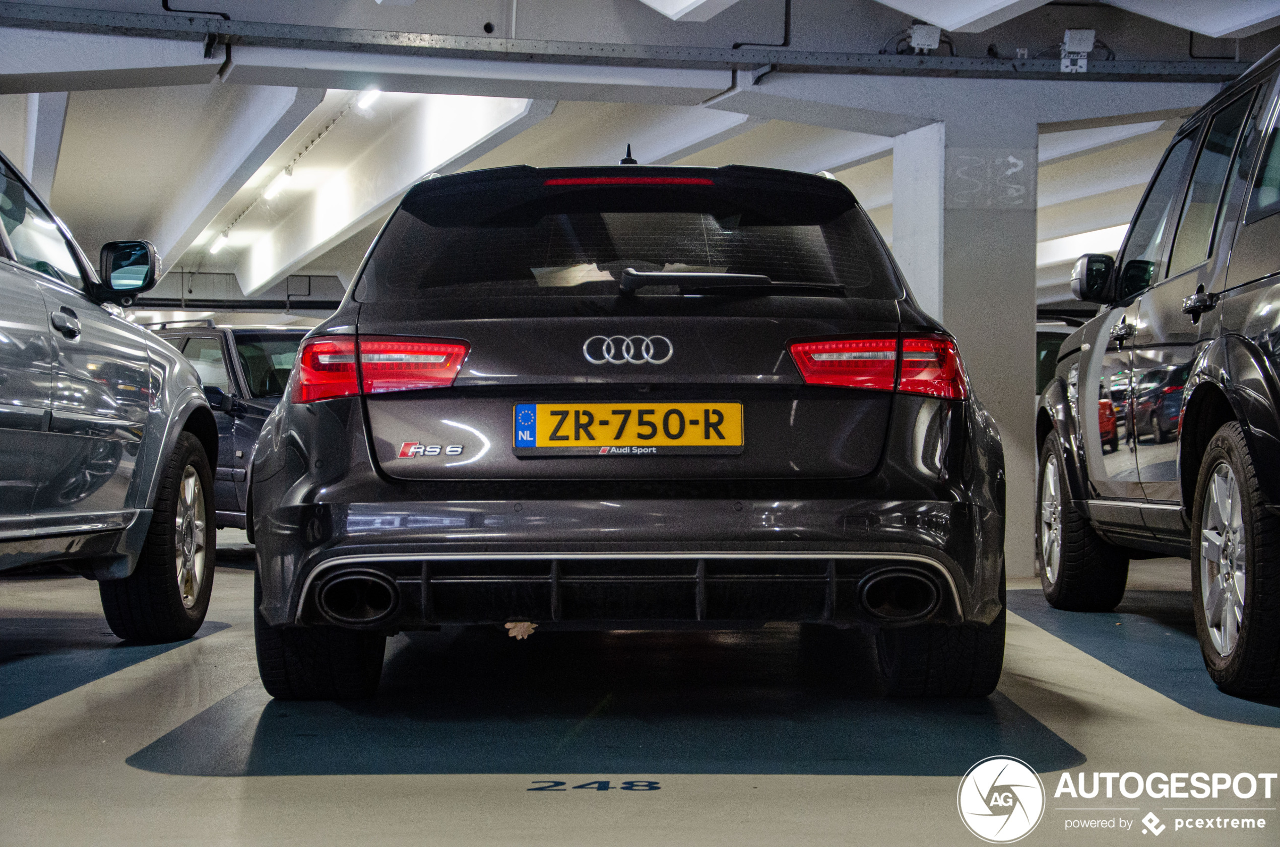 Audi RS6 Avant C7