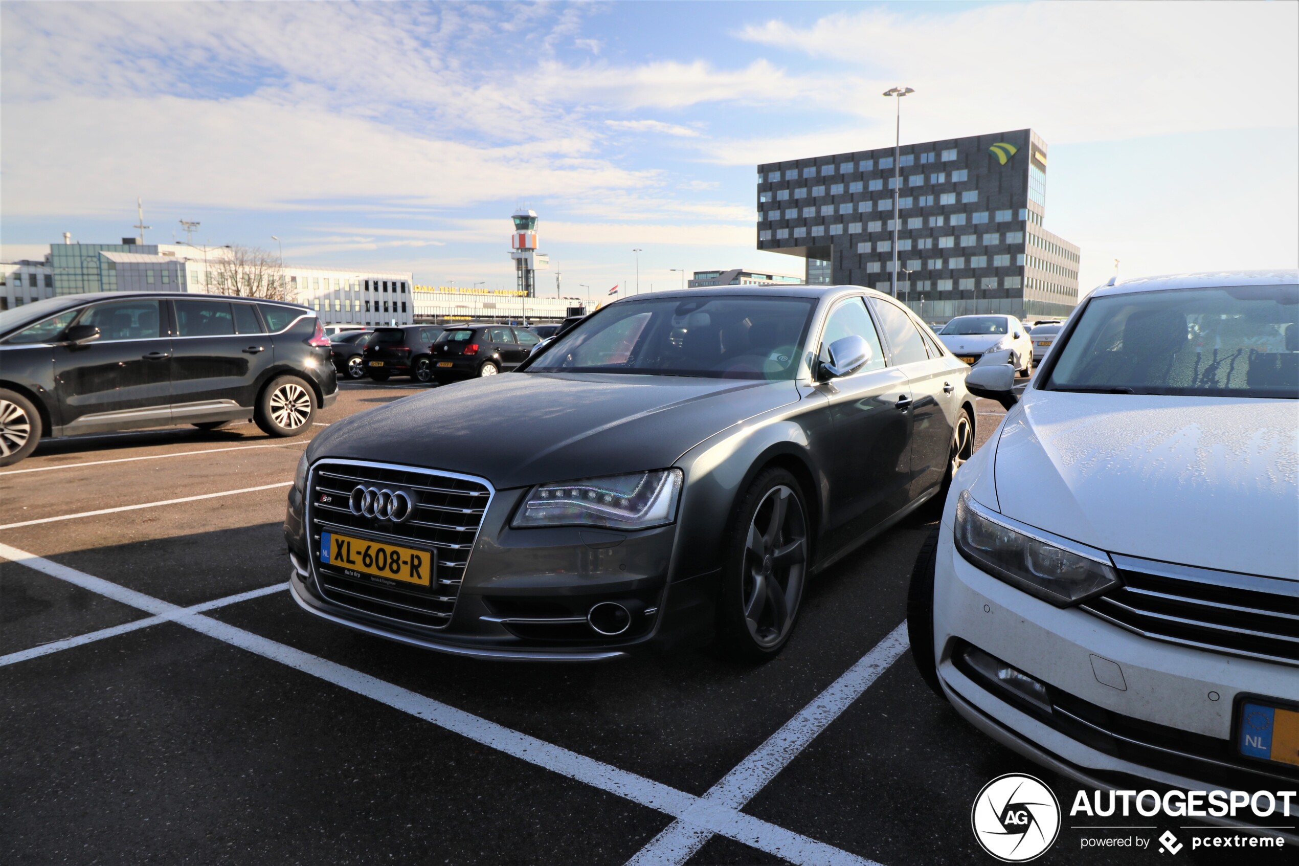 Audi S8 D4