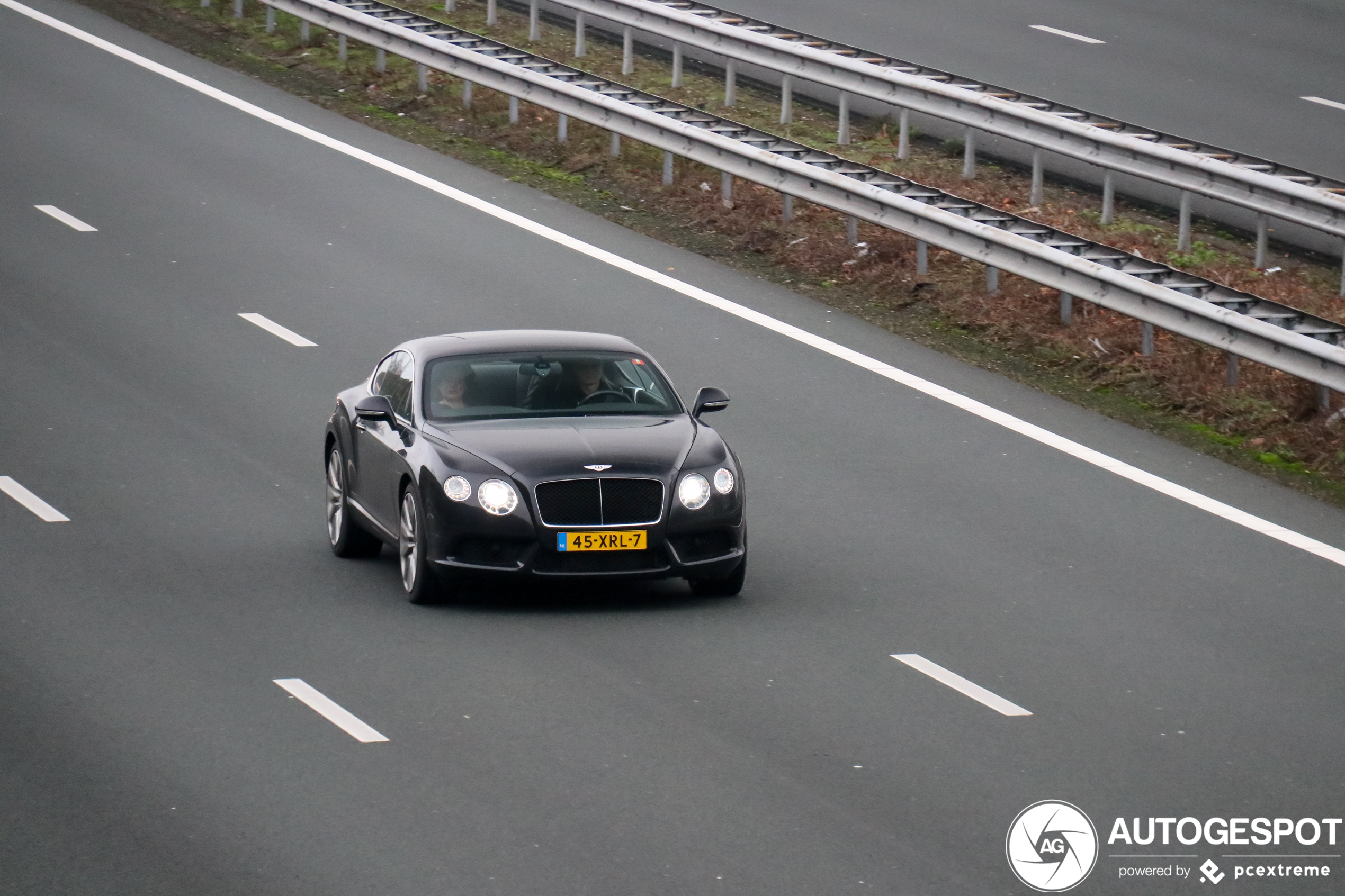 Bentley Continental GT V8