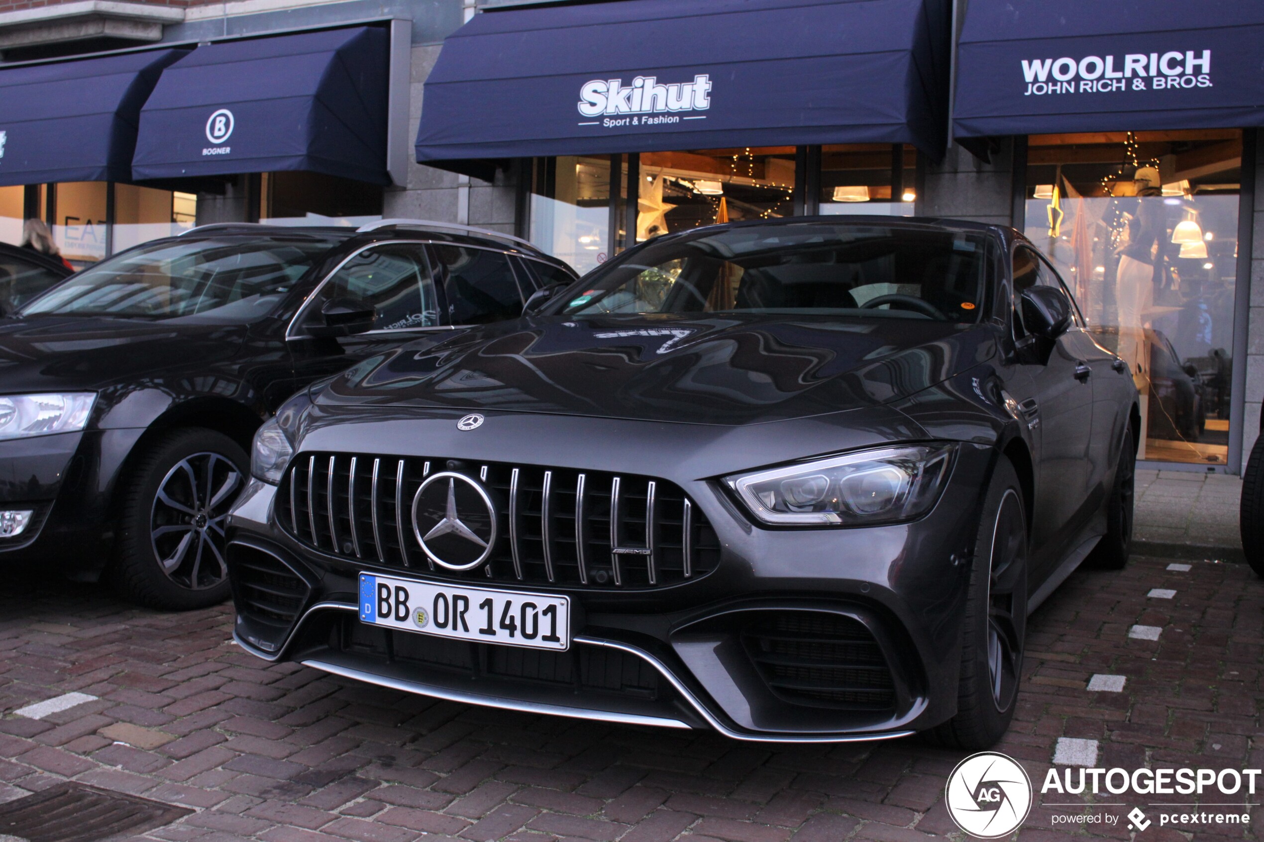 Mercedes-AMG GT 63 X290