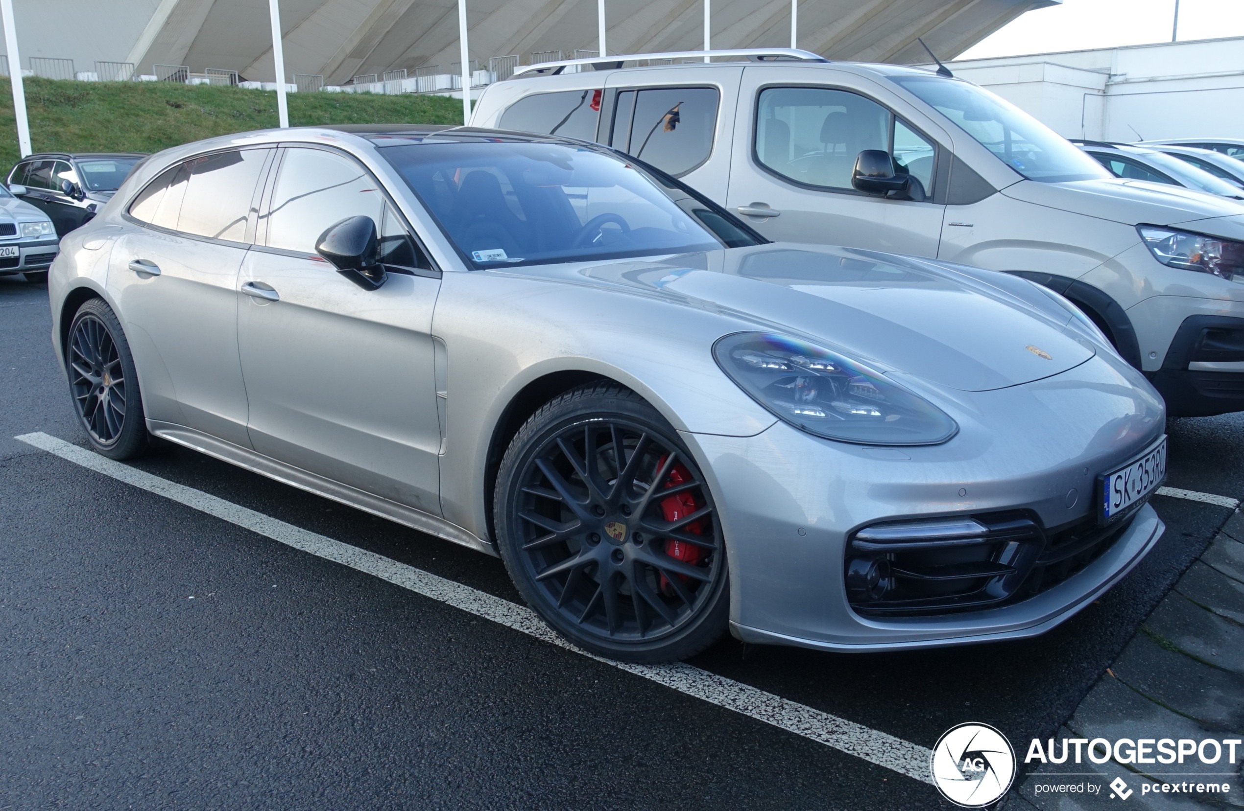 Porsche 971 Panamera GTS Sport Turismo