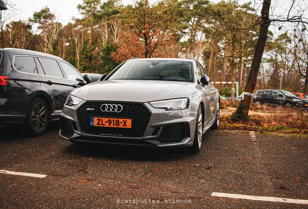 Audi RS4 Avant B9