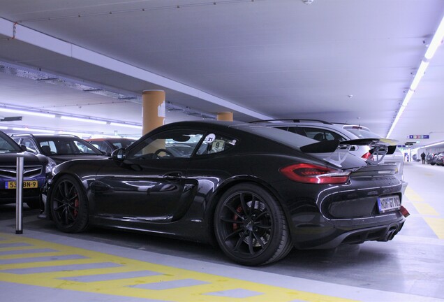 Porsche 981 Cayman GT4