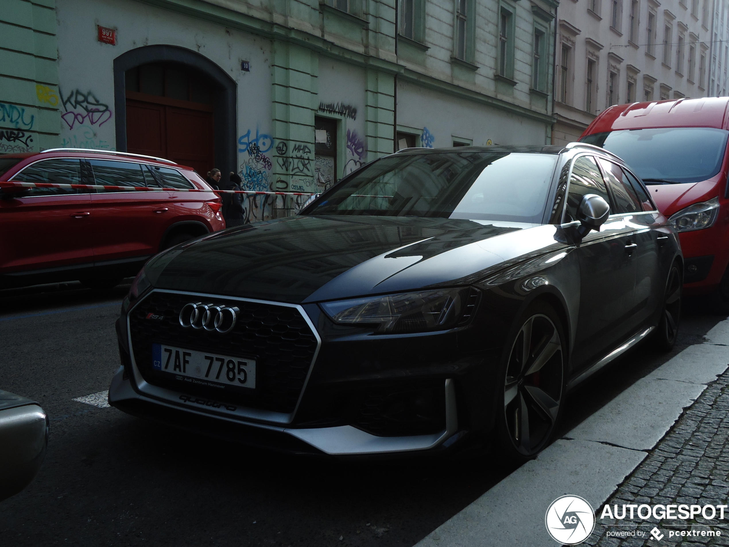 Audi RS4 Avant B9