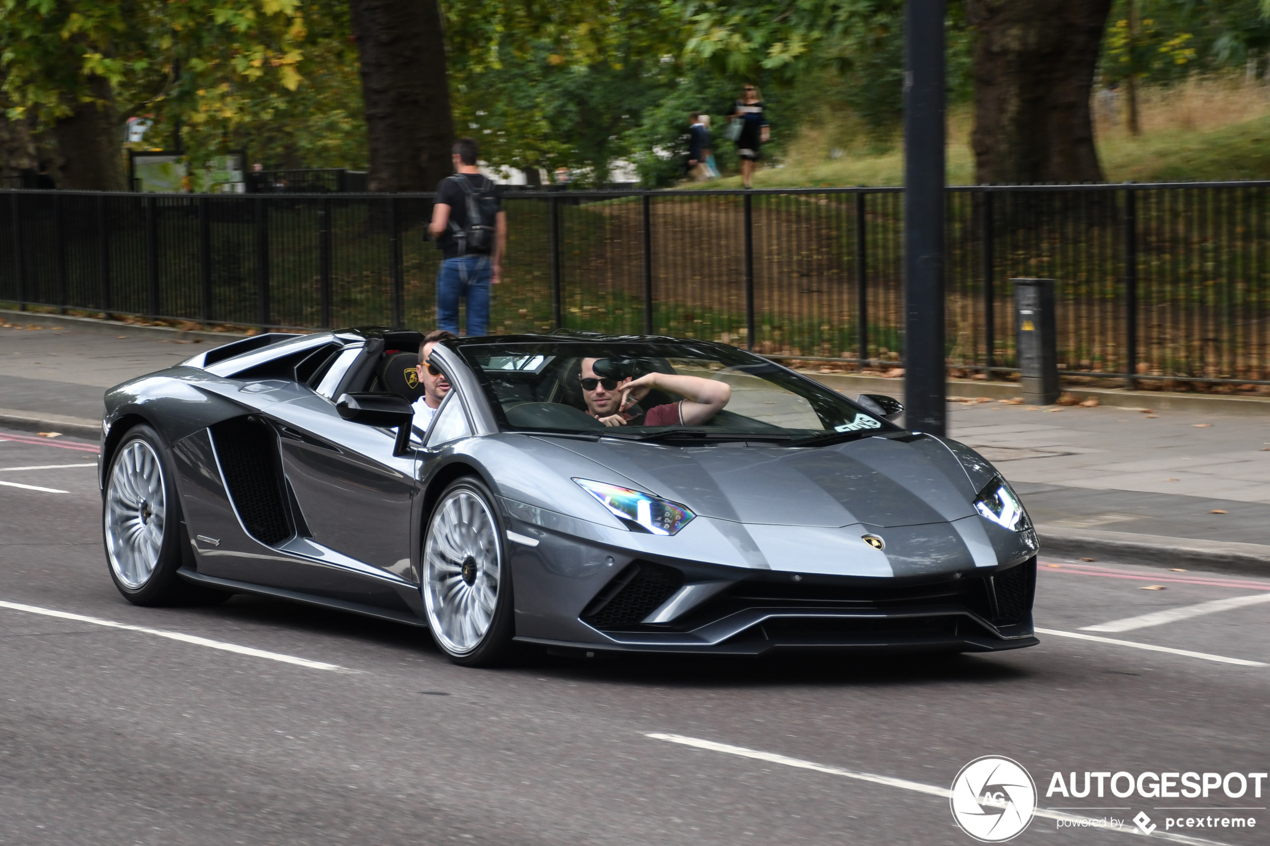 Lamborghini Aventador S LP740-4 Roadster