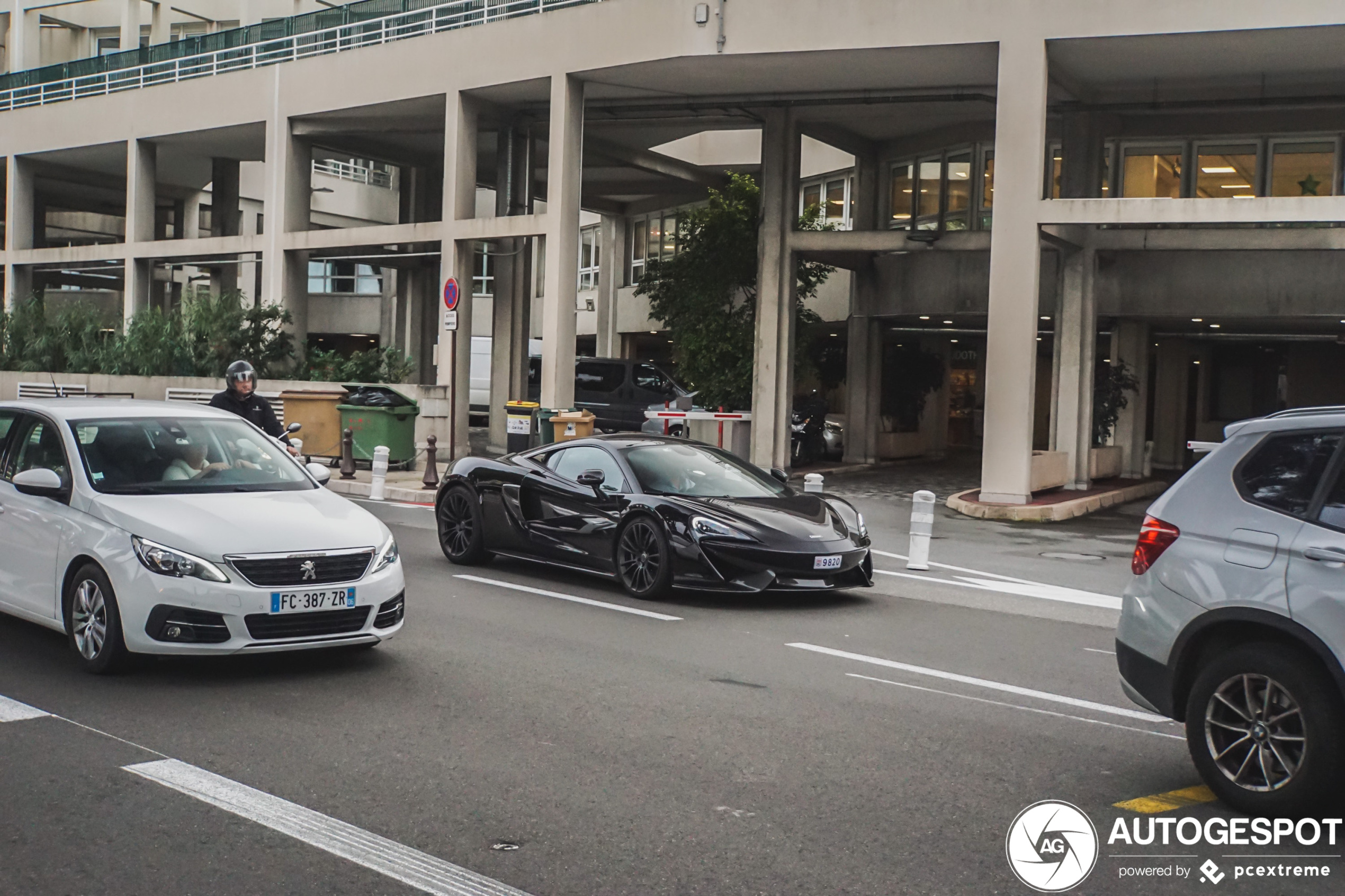 McLaren 570S