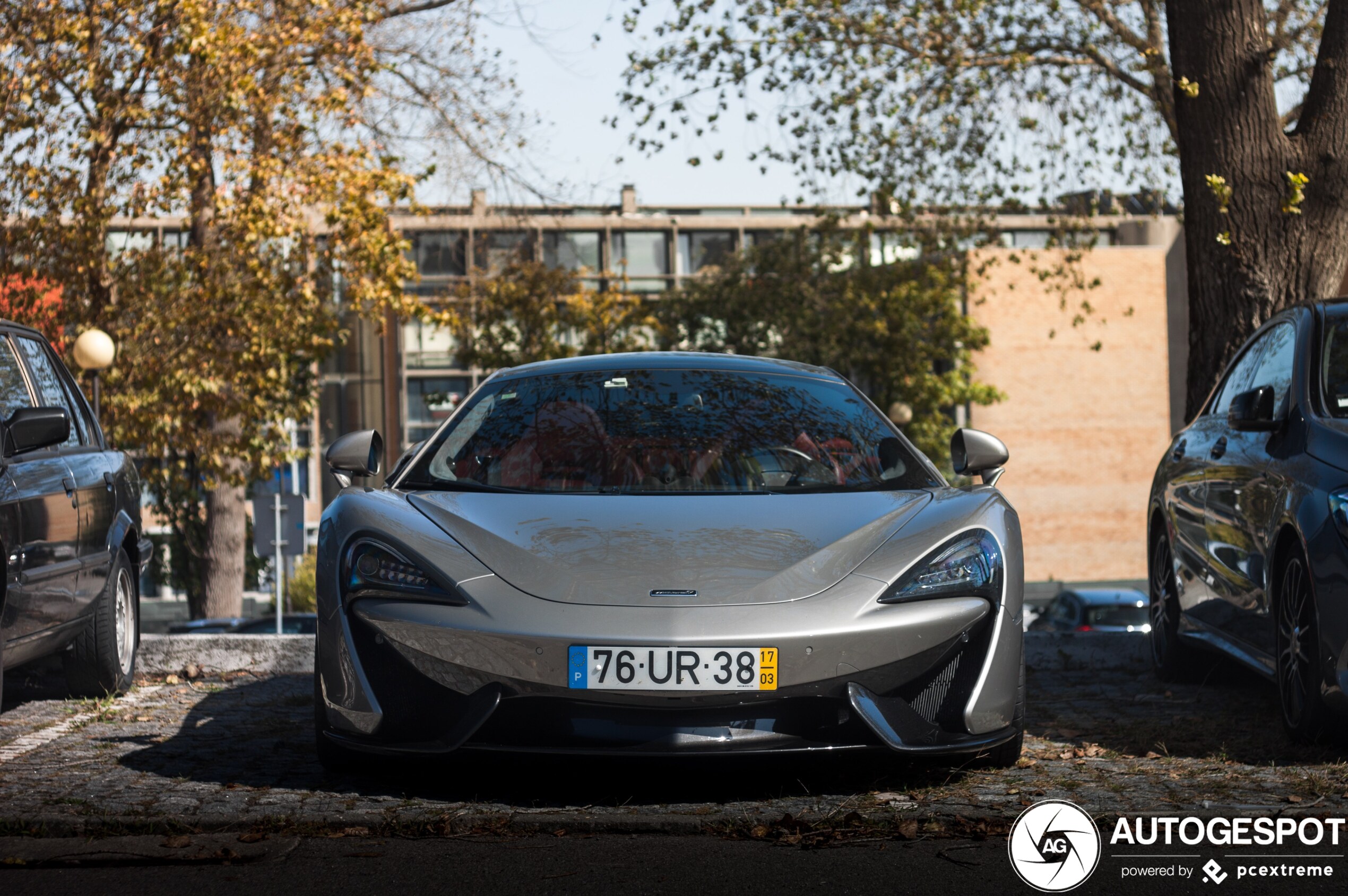 McLaren 570GT