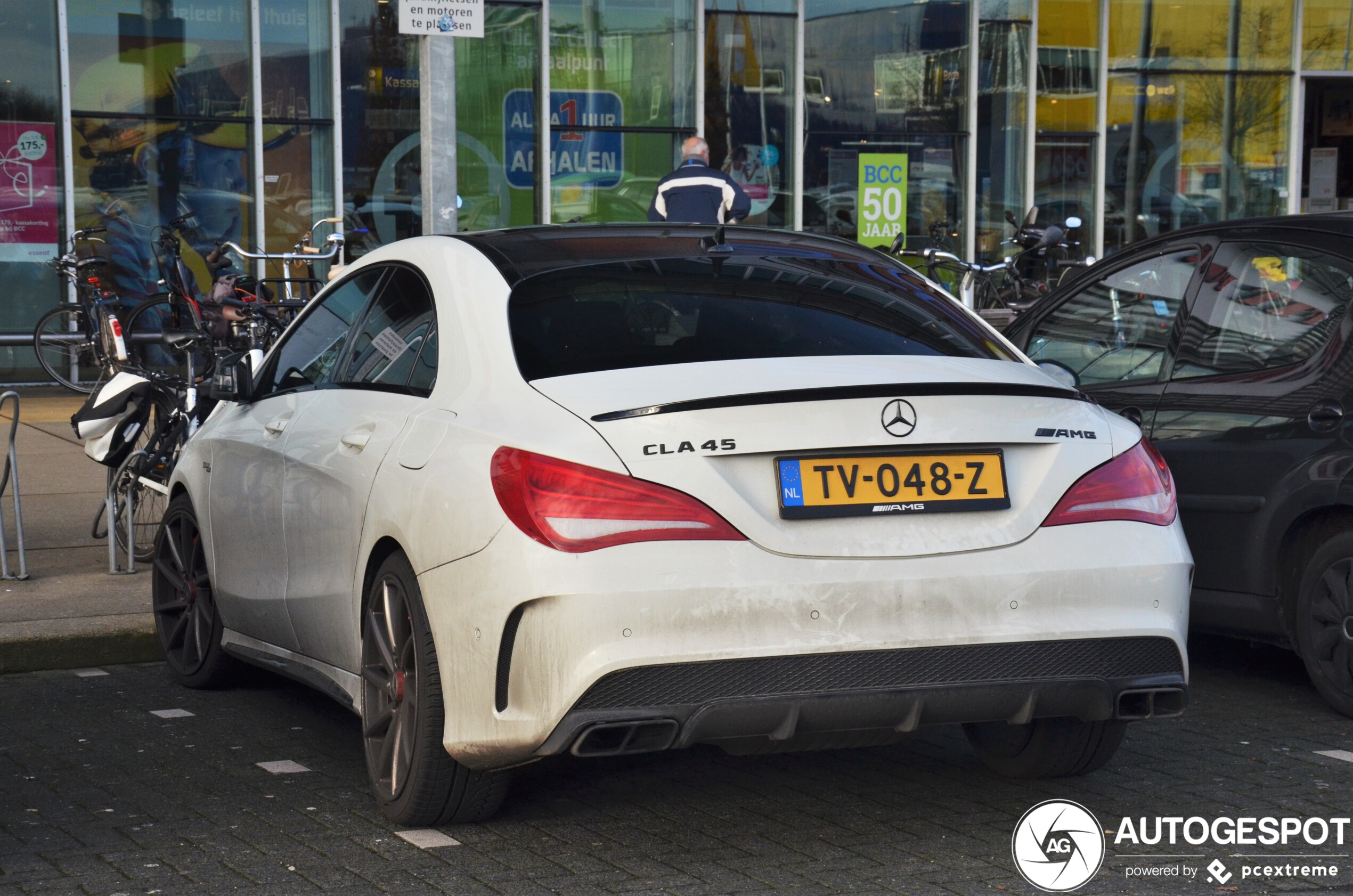 Mercedes-Benz CLA 45 AMG C117