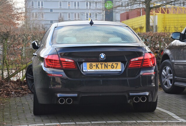 BMW M5 F10 2011