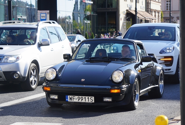 Porsche 930 Turbo Targa