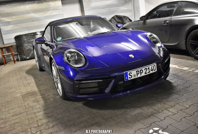 Porsche 992 Carrera 4S Cabriolet