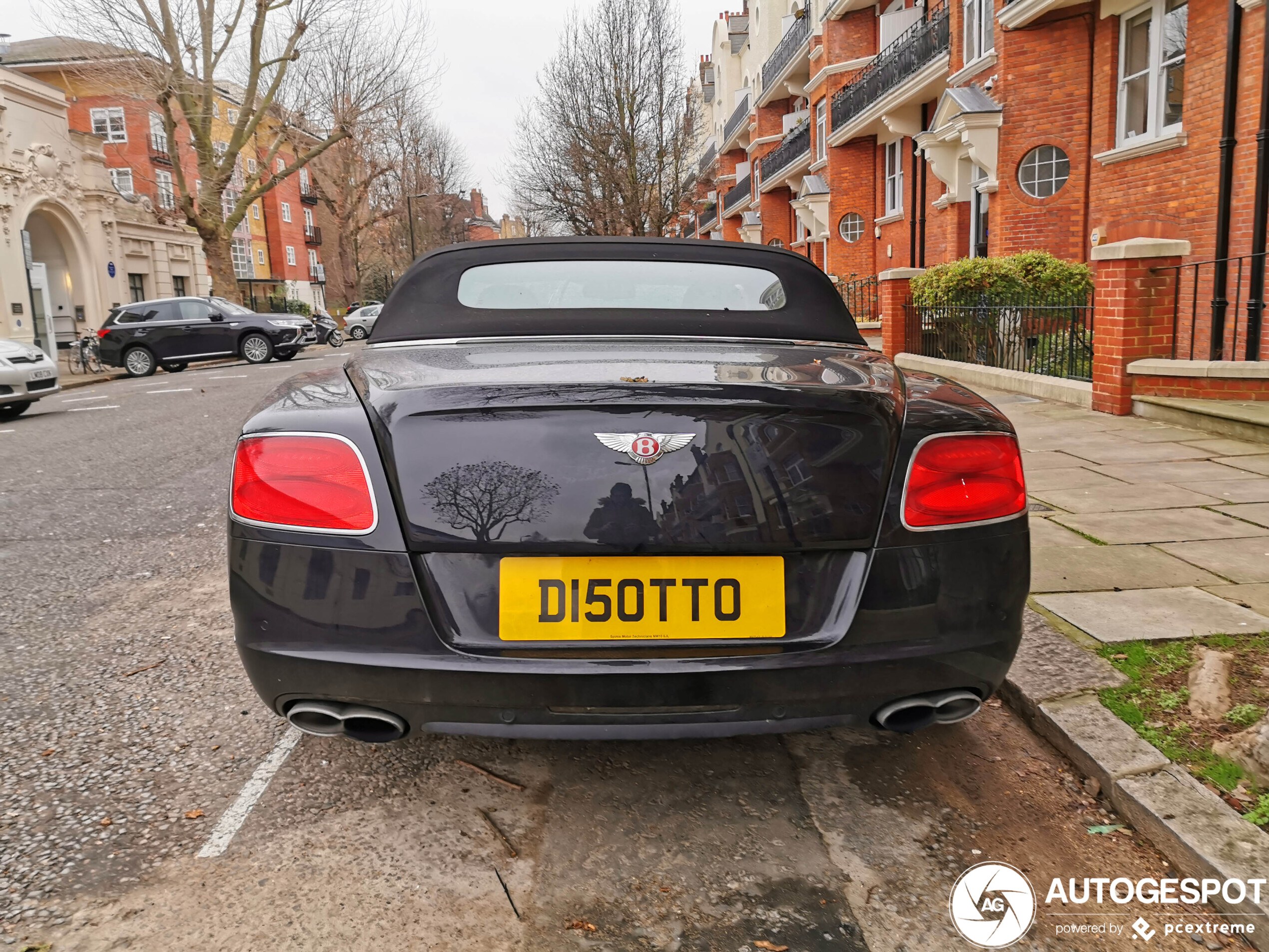 Bentley Continental GTC V8