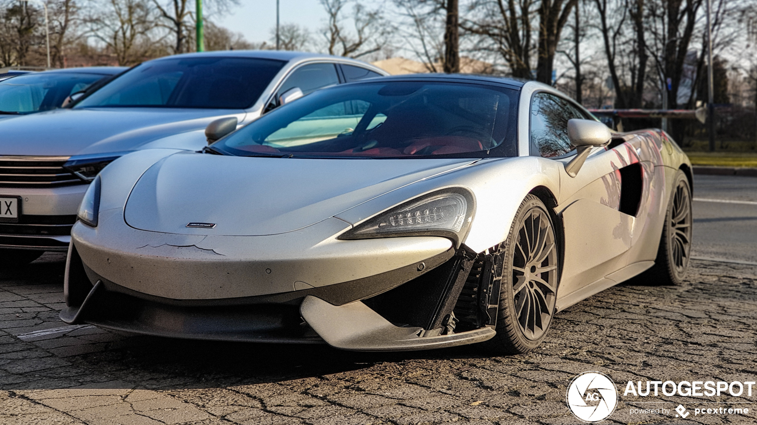 McLaren 570GT