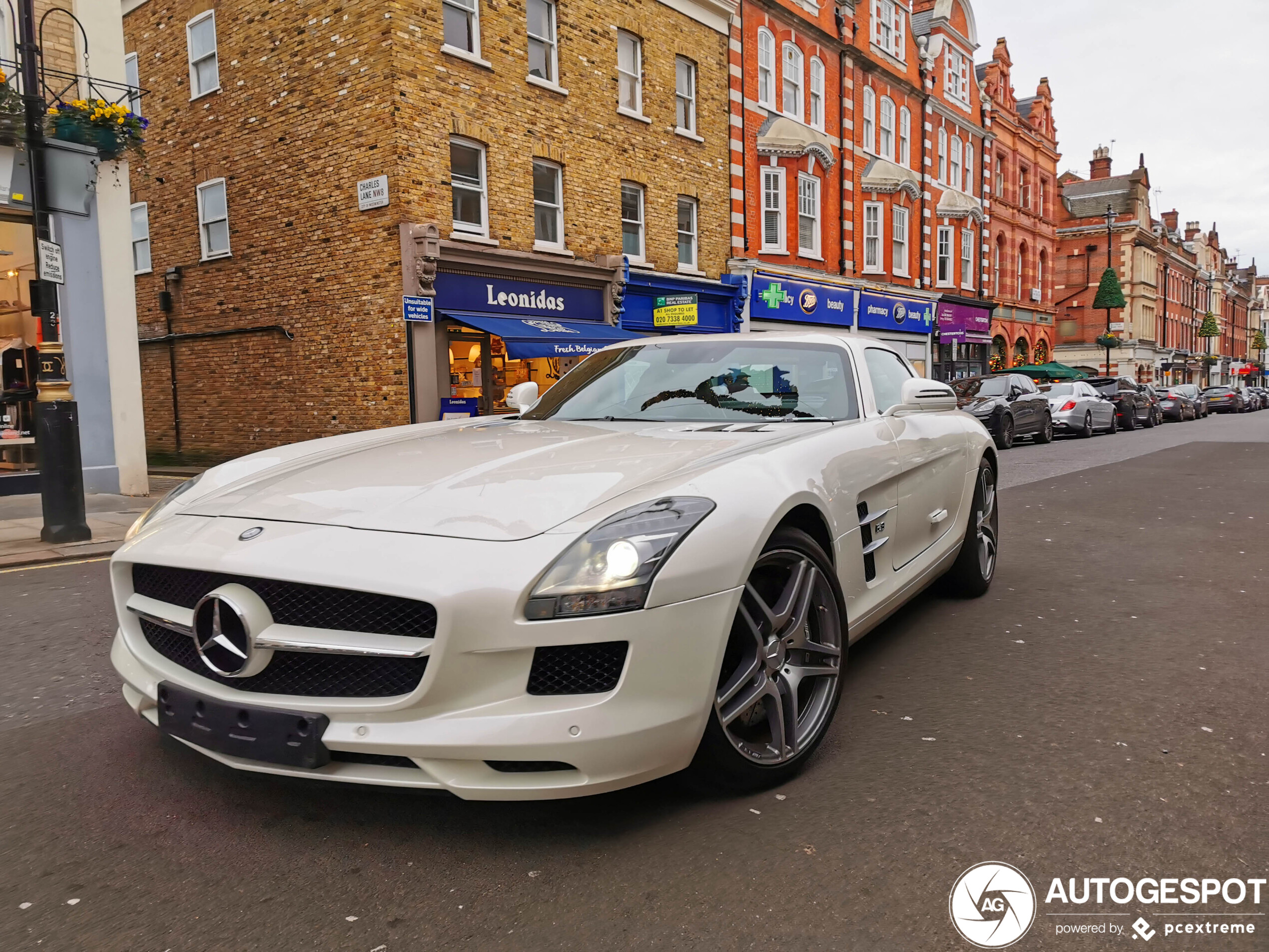 Mercedes-Benz SLS AMG