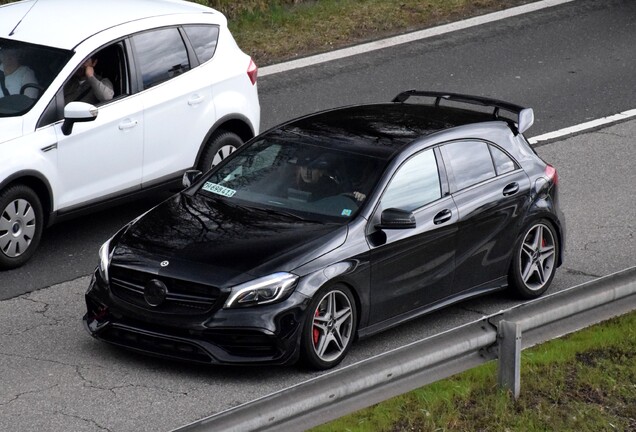 Mercedes-AMG A 45 W176 2015