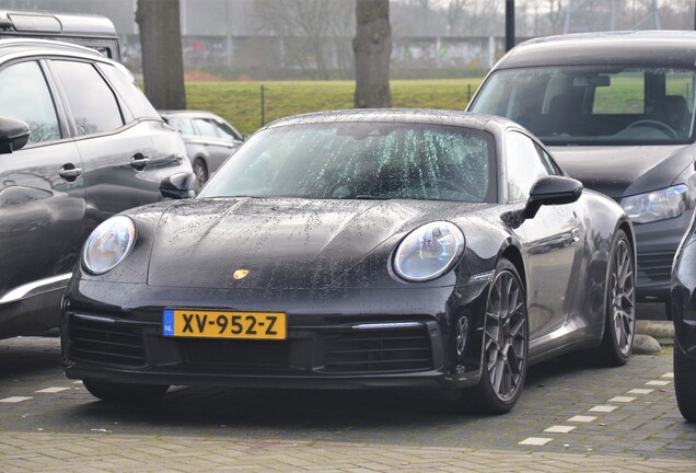 Porsche 992 Carrera 4S