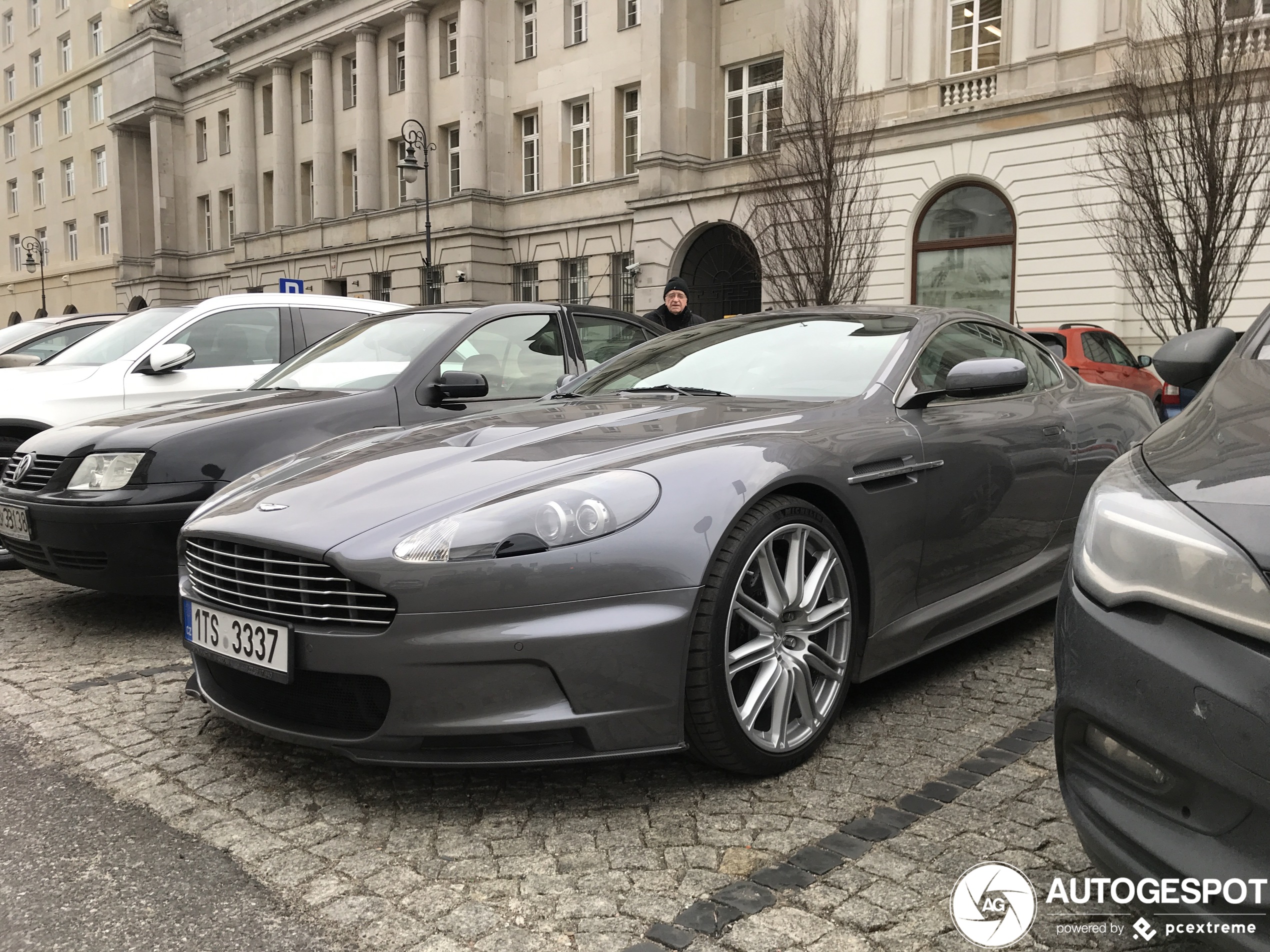 Aston Martin DBS