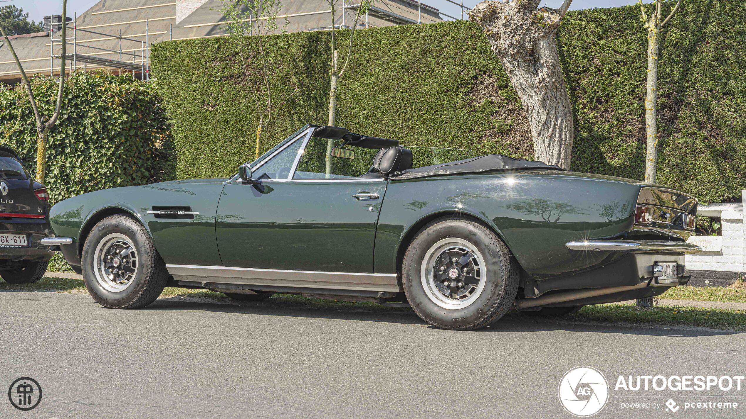 Aston Martin V8 Volante 1978-1990