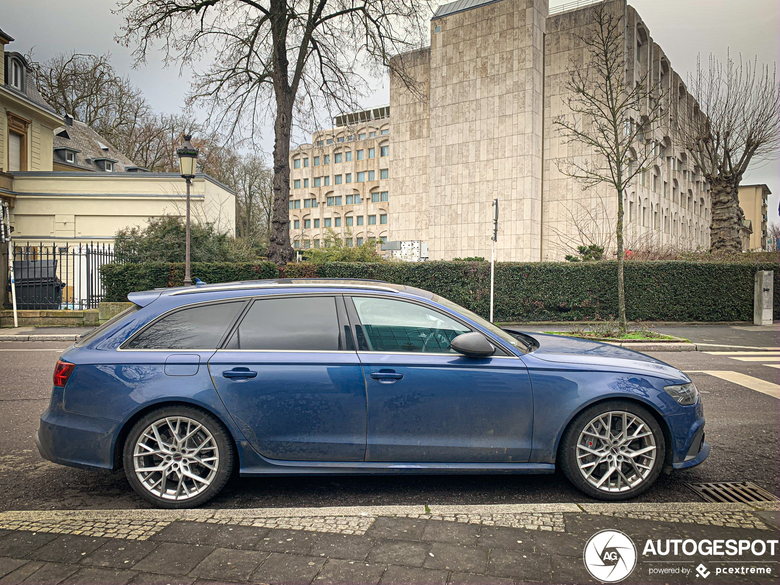 Audi RS6 Avant C7 2015