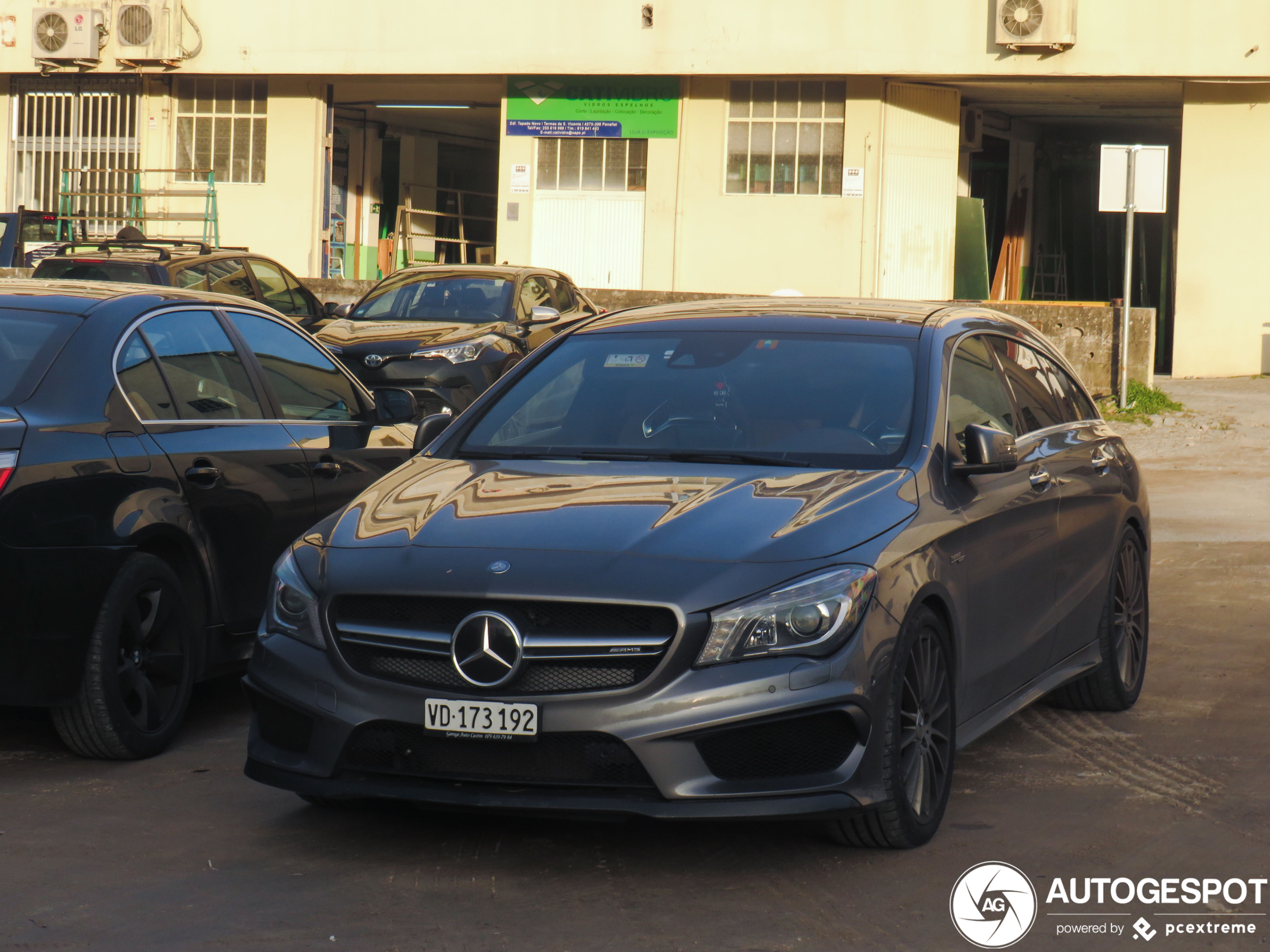 Mercedes-Benz CLA 45 AMG Shooting Brake