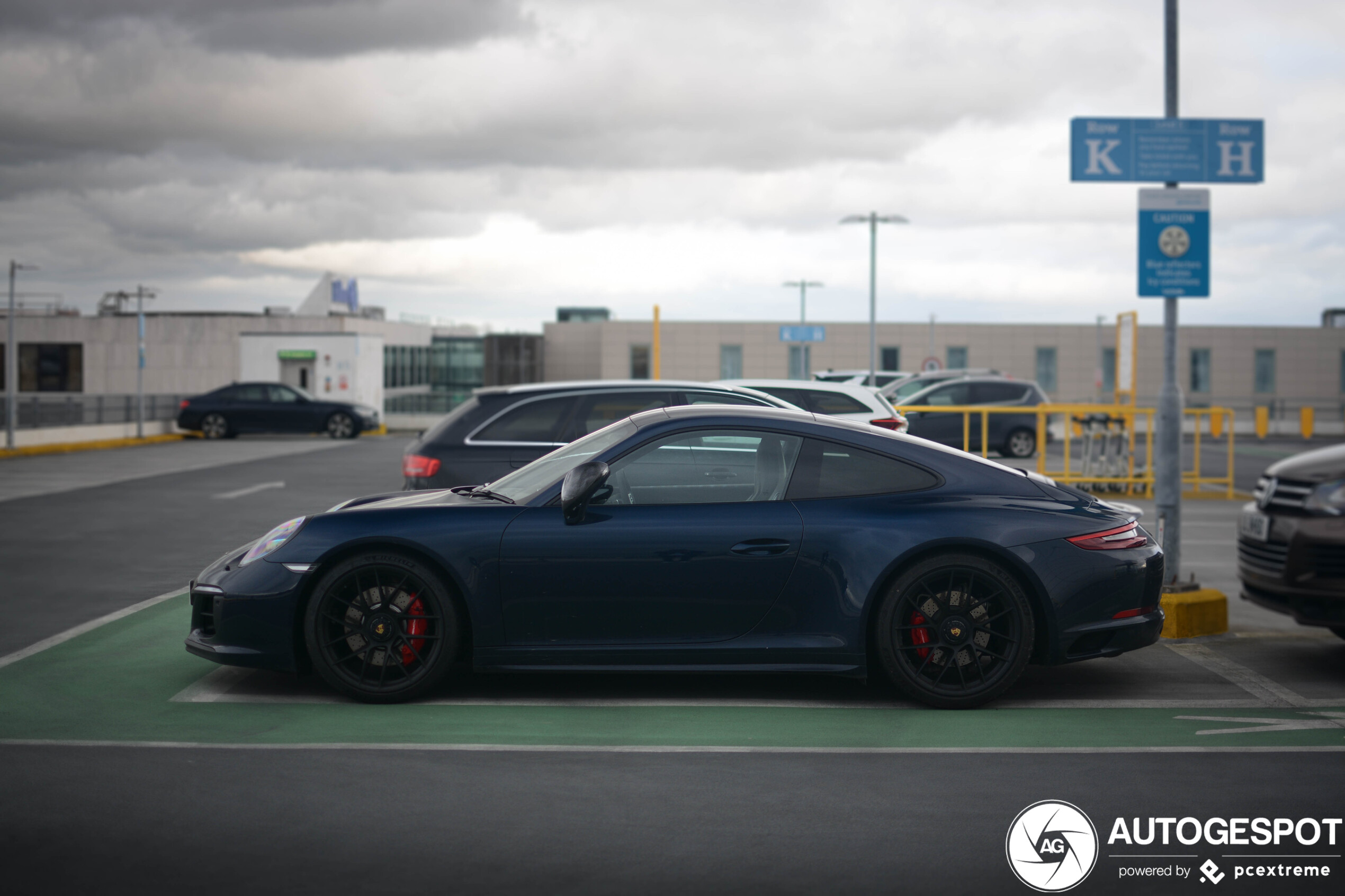 Porsche 991 Carrera 4 GTS MkII